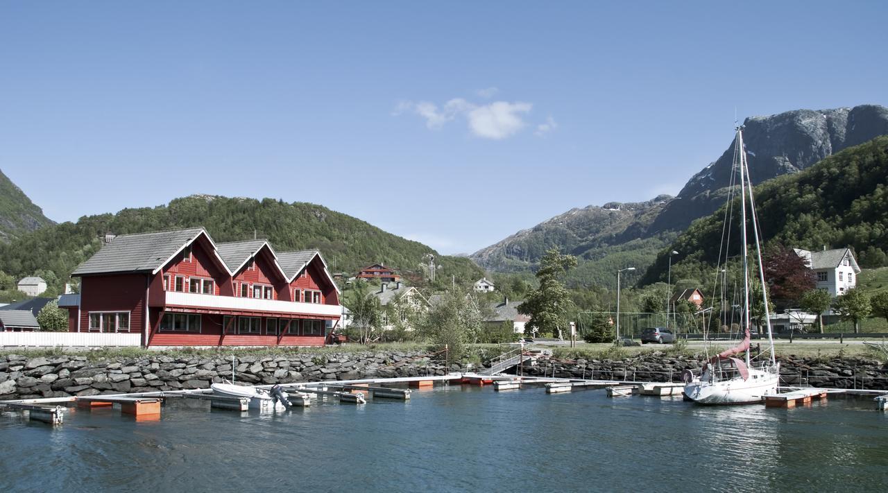 Grandane Feriehus Strangfjordens Buitenkant foto